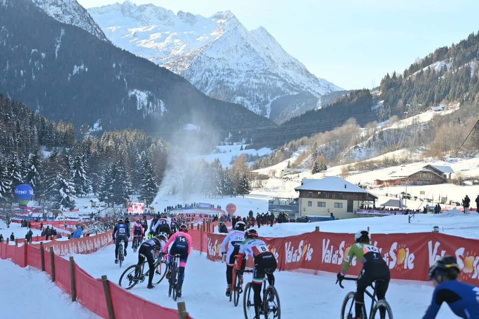 GerdVanSnick's tweet photo. Geslaagd toch als olympische wintersport? #ValDiSole #UCI #IOC #UCIworldcup #cx #cyclocross #veldrijden #Olympics https://t.co/kG7xaXWTk0