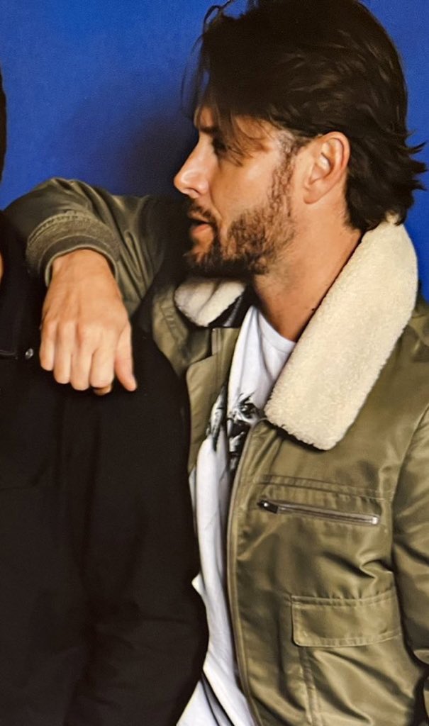 houseofarrakis's tweet photo. god created men and sent us jensen ackles as an apology https://t.co/ZX6yea3Y3j