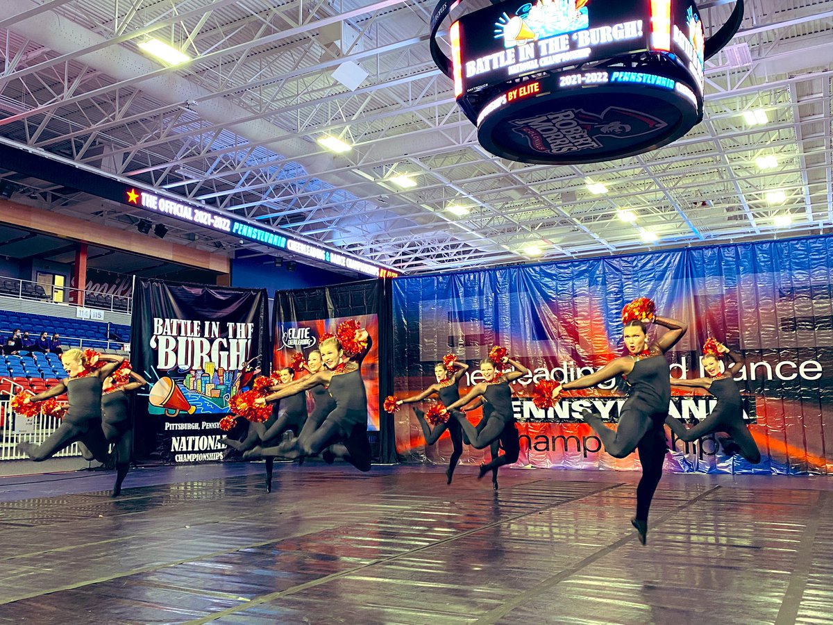 #WildfireDanceStudio Sr. Small Pom! 👏🧡 #BattleintheBurgh! #USASF #AllinforAllStar