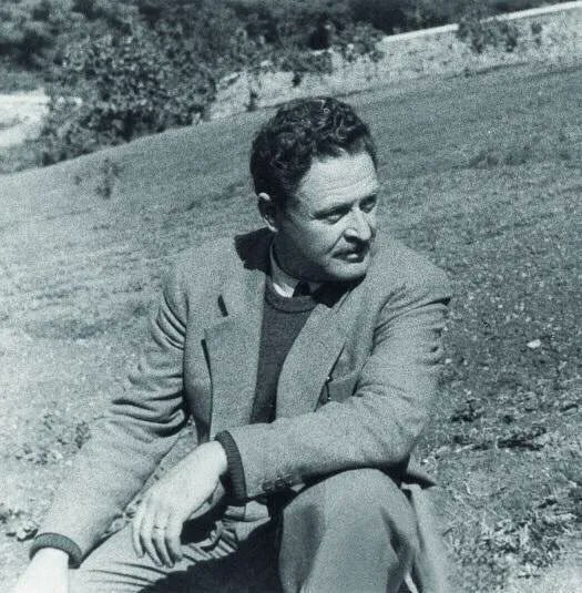 'Neden sancılar eksik olmaz, iyi insanların yüreğinden?' - Nazım Hikmet