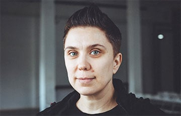 andrewofpolesia's tweet photo. Toto je Olga Gorbunova. Sedí ve vazební věznici v Bělorusku. Nedávno ji zemřel táta. A zhruba ve stejný čas ji přišlo obvinění.

Hrozí jí 15 let za mřížemi kvůli organizování protestů v roce 2020. Dejte retweet. Na to, co se děje v Bělorusku, se nesmí zapomenout. https://t.co/U1WCnuFumC