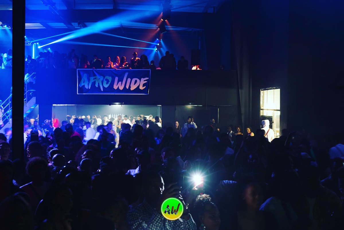 larosaparty's tweet photo. Retrouvez toutes les photos de notre soirée sur notre page Facebook : Afro Wide https://t.co/veNk1LF29U https://t.co/yiaXZoiPSN
