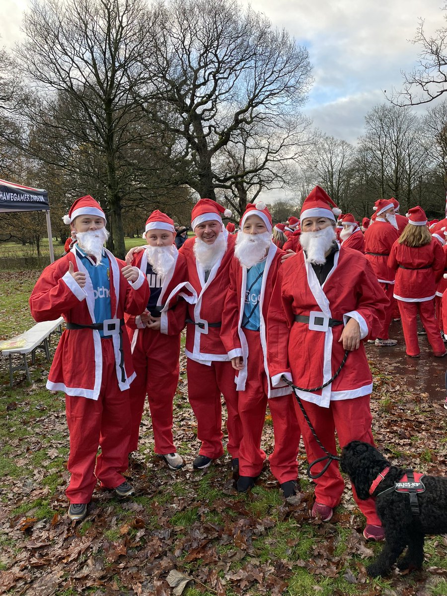 vicfletch's tweet photo. Fast becoming a Christmas tradition in our family @WytheGames #SantaDash      Missed this last year. Such a good way to start the festive fun ❤️🎅🏼🏃🏼 https://t.co/23BzseEGux