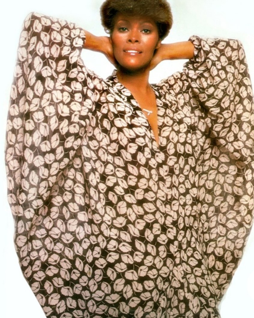 Happy Birthday to the incredible singer and trailblazer that is Dionne Warwick! 