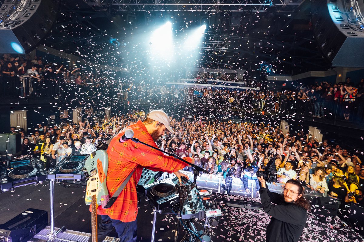 San Holo ↑% ⚠️ tweet media