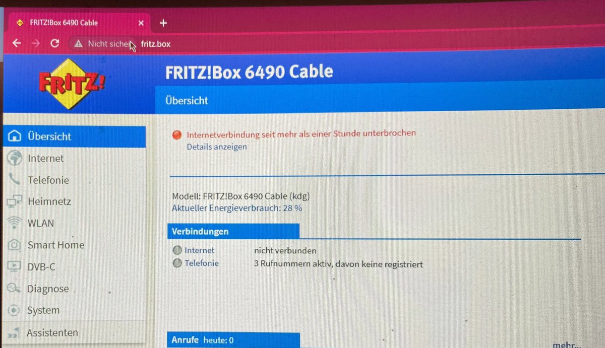 nyro_de's tweet photo. @vodafoneservice Das Internet ist seit über einer Stunde über Kabel nicht erreichbar https://t.co/sgcngPaSUg