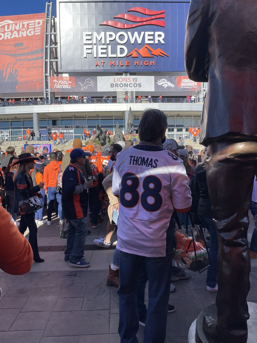 DNVR_Broncos's tweet photo. DT jerseys are everywhere ❤️ https://t.co/yFqdKLrerQ