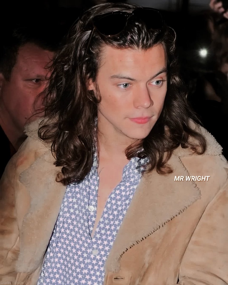 your sweet disposition and my wide-eyed gaze, we're singing in the car, getting lost upstate; autumn leaves falling down like pieces into place, and i can picture it after all these days.