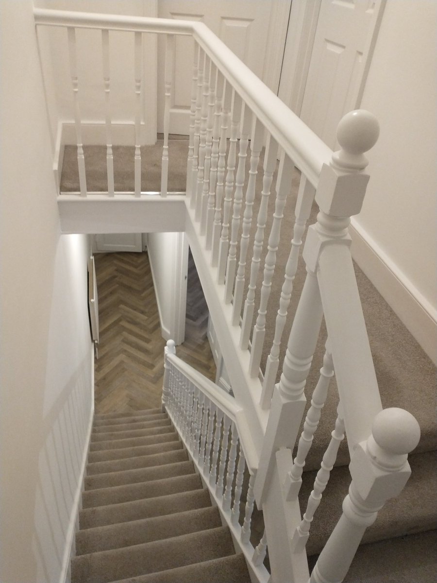 wdrpaint's tweet photo. Second to last job before Christmas done ✅❤️ Whole house Grey to white.
@Tikkurila_UK #Optiva3 white @BenjaminMooreUK ScuffX Red. https://t.co/w1v6bYL2h1
