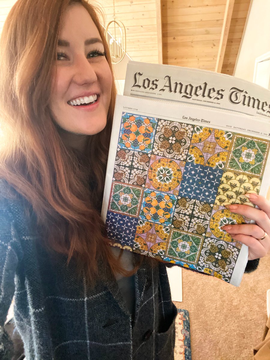 littlepatterns's tweet image. Work for the @latimes holiday wrapping paper edition. &amp;lt;3