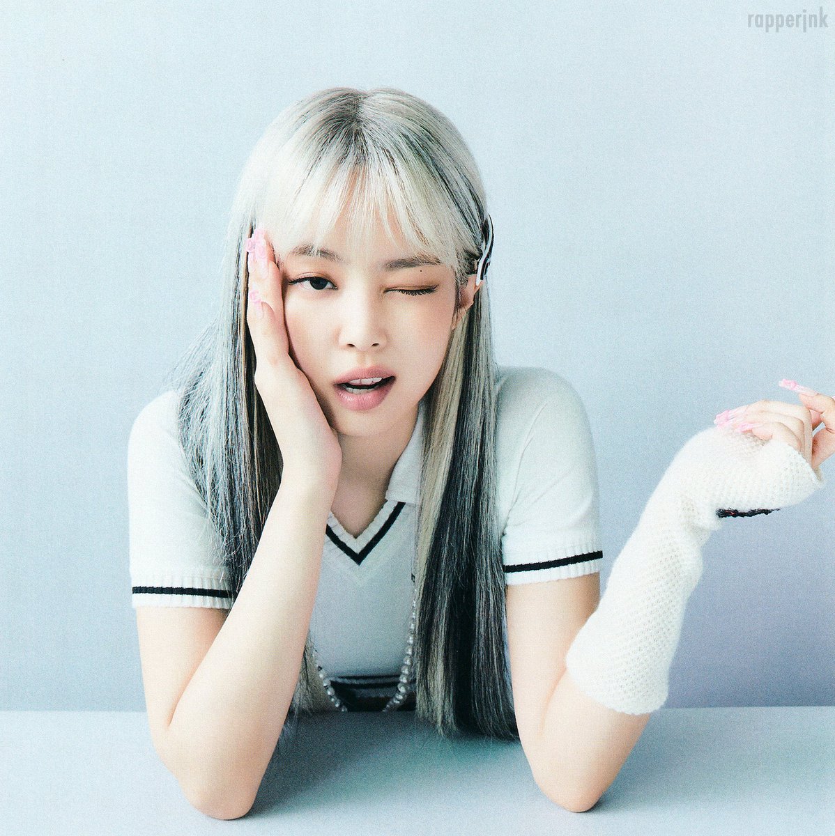 PopNewsHQ's tweet photo. Have a nice monday blinks https://t.co/rMYzGRDBAE