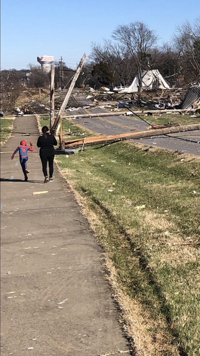 DarrenPhelps81's tweet photo. This is our neighborhood in Bowling Green. My son wanted to wear his Spider-Man costume in case others needed help. We had some damage but it will be fixed . Many were not as lucky . https://t.co/Ns8P4Oj4dE