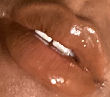 minkdcosmetics's tweet photo. Working on a few swatch shots in the lab 📸💋

Swatches: Doll (bubblegum pink), Diamond (glitter gloss), Cum For Me (nut colored gloss) &amp; Chocolate! https://t.co/9AANIRVsnS