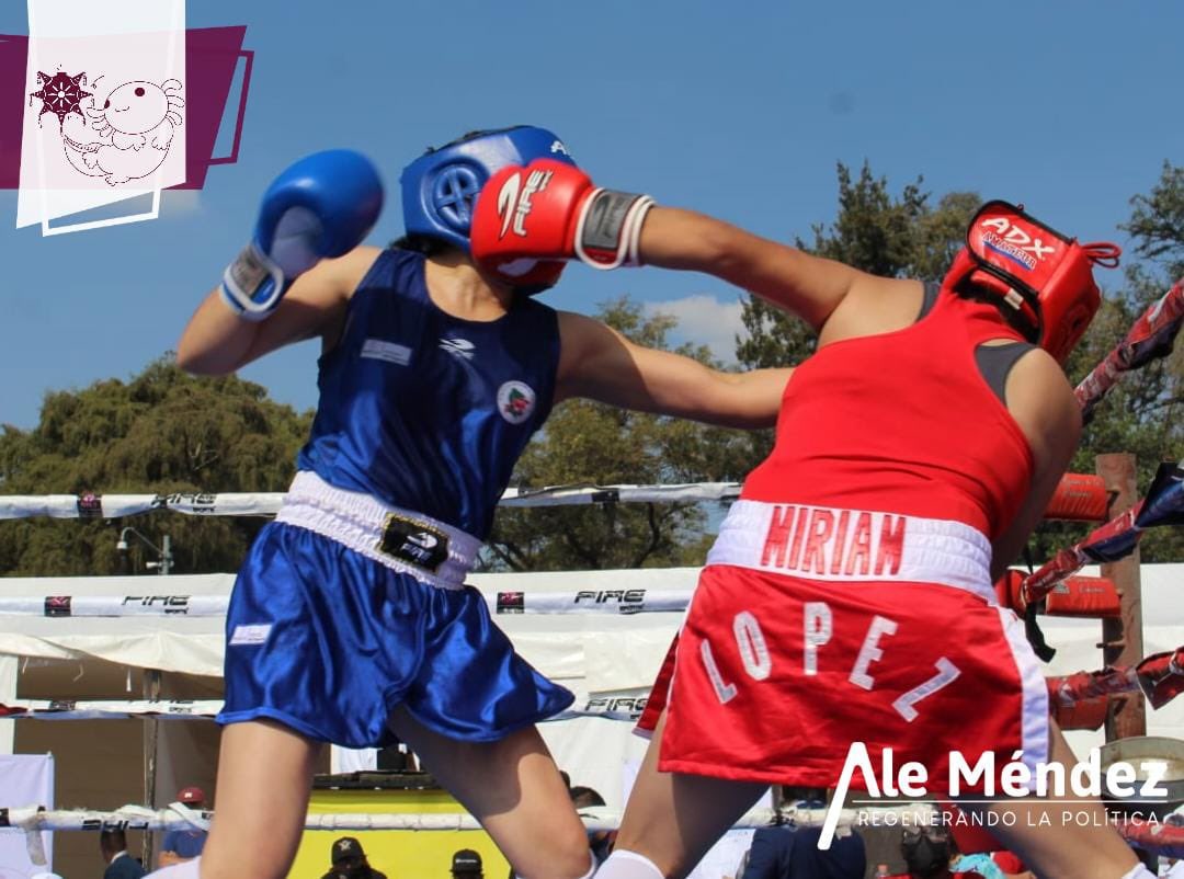 AleMendezVi's tweet photo. Una gran jornada para el deporte femenil en Xochimilco, gracias a todas y todos los deportistas por ser una inspiración para más gente. Fomentemos el deporte como un estilo de vida. Un agradecimiento especial a Esmeralda Falcón Reyes y a la Chiquita Velasco. https://t.co/v56veHx11x