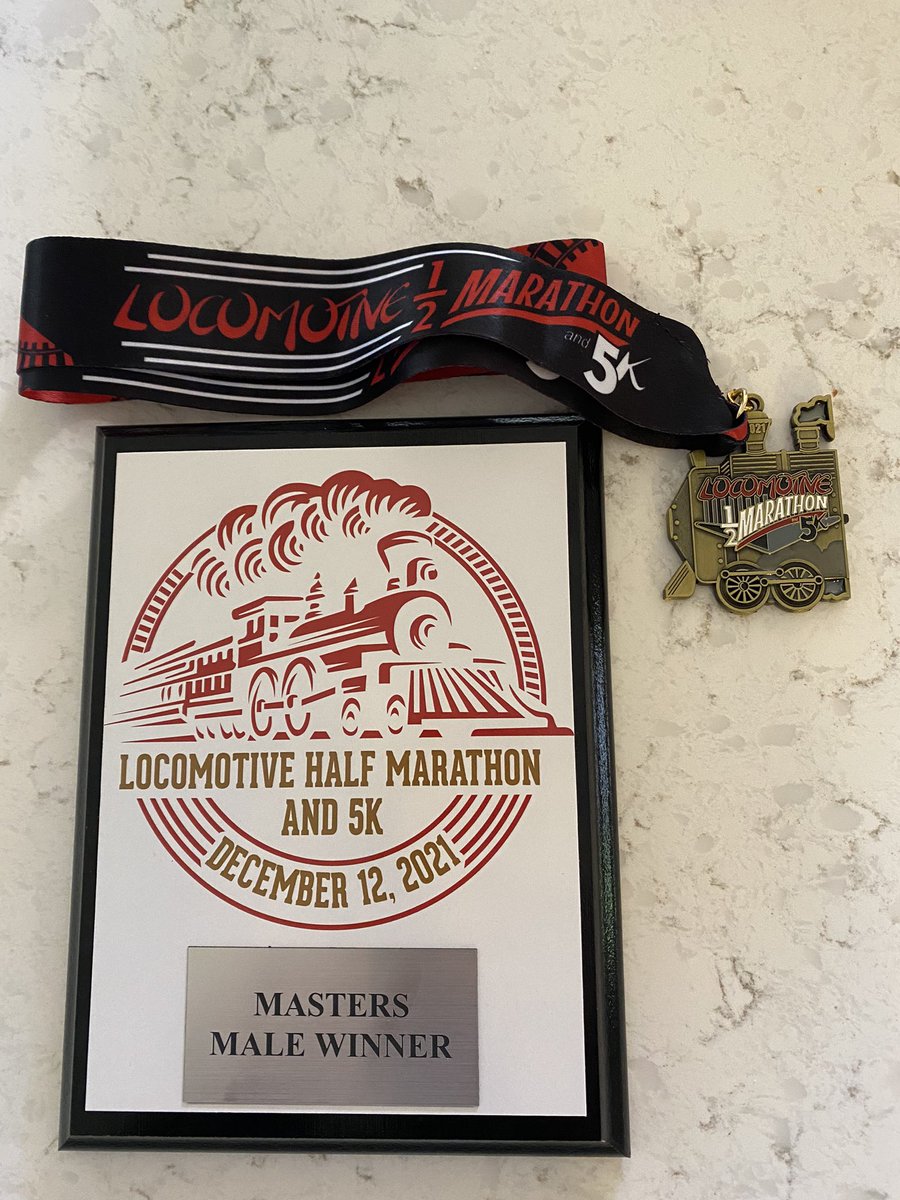 Cooperdc23's tweet photo. @therunchat Scored this beautiful piece #runchat #almostold https://t.co/OUFVuGXU5c