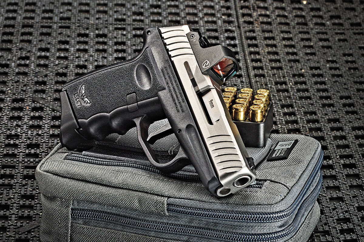 FirearmsNewsMag's tweet photo. Micro-sized 9mm personal-protection pistols are all the rage these days and the new striker-fired, optics-ready (S.F.O.R.) DVG-1 is no different. Read the review: https://t.co/KXLyPOqbQv.
#Firearm #Handgun #HomeDefense #PersonalProtection #MicroGun #ConcealedCarry #2A @SCCYguns https://t.co/TbedXCnbnF