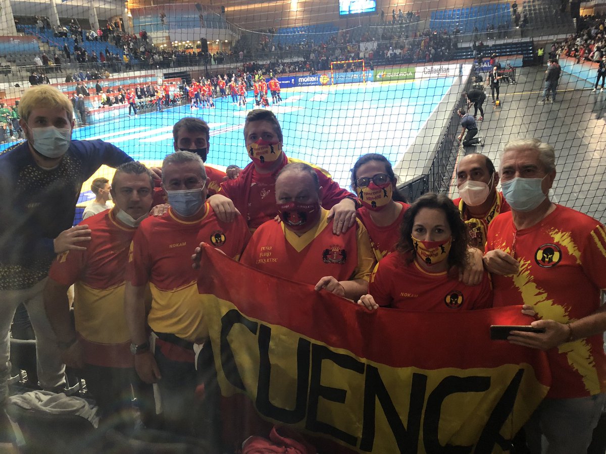 Misión cumplida en Torrevieja!!!
Nos despedimos con pleno de victorias y las #Guerreras en 1/4 de final.
España 🇪🇸 27-24 🇧🇷 Brasil 
<a href="/SheLOVsHandball/">Women's Handball WCh Spain 2021</a> <a href="/RFEBalonmano/">RFEBalonmano</a> #Spain2021 #SheLovesHandball