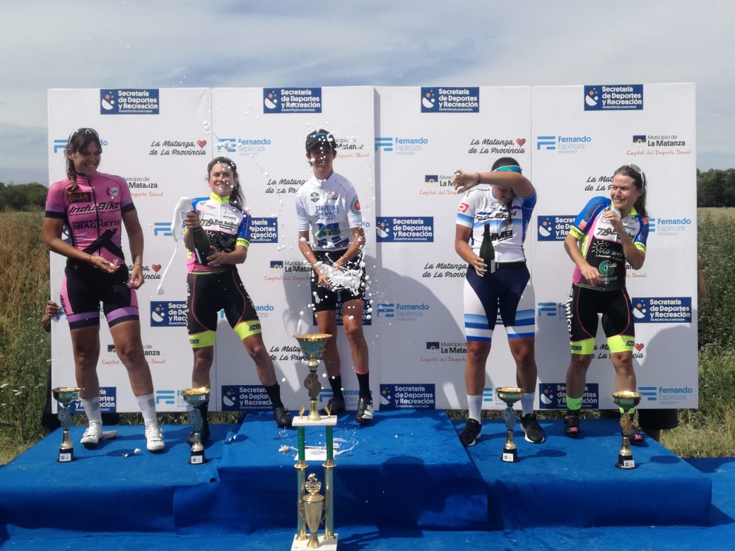 Momento de celebración para las Ladies Power en La Matanza!!!!
#GoLadies