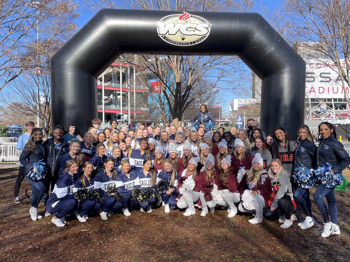 wcsCOAthletics's tweet photo. Great work EIC students and @wcsCCTE. Thank you @Titans for hosting the NFL’s largest student section. The @NolensvilleBand, @djreggiemason and WCS Cheerleaders made a difference today! Titans over Jacksonville, 20-0 to go 9-4 on the season.
#TitanUp #OneStateOneSection https://t.co/fNab9tRqnd