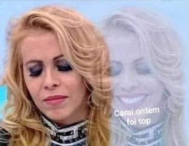oficiaIdz7's tweet photo. Quando você está passando mal de tanta ressaca https://t.co/auNyHZ40Zq