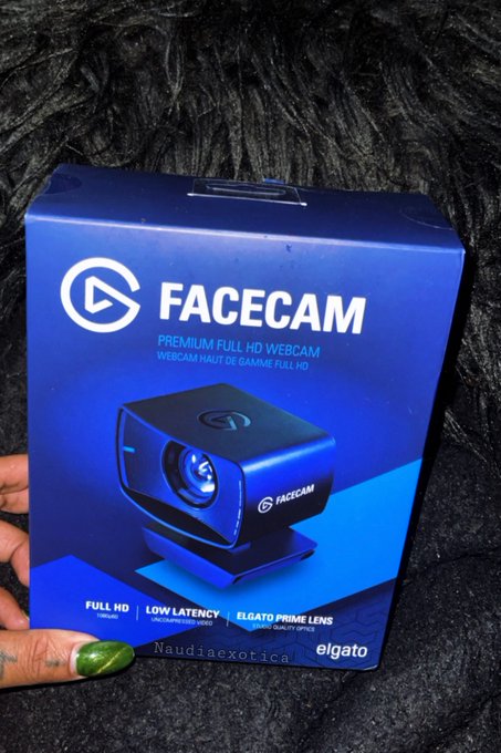 It came a day early! Here&rsquo;s to an upgraded work environment ! 💻🎥 #webcam #cammodel #tech #device #gadget<a href="/tag/tech"class="tags"><span>#tech</span></a><a href="/tag/webcam"class="tags"><span>#webcam</span></a><a href="/tag/cammodel"class="tags"><span>#cammodel</span></a><a href="/tag/gadget"class="tags"><span>#gadget</span></a><a href="/tag/device"class="tags"><span>#device</span></a>