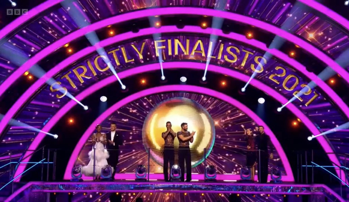 Here's your finalists <a href="/AJOdudu/">AJ ODUDU</a>, <a href="/Kaiwidd/">KΛI ЩIDDЯIПGƬӨП</a>, John Whaite, <a href="/jojo_radebe/">Johannes Radebe</a>, @RoseAylingEllis and <a href="/pernicegiovann1/">Giovanni Pernice</a>. Tune in next Saturday 18th of December at 7pm for the Final of #Strictly 2021!