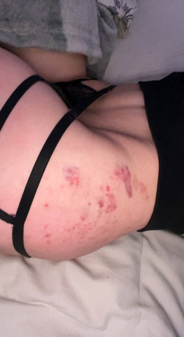 Watch Cabbage Girl's leaked NSFW photo on TwXstars