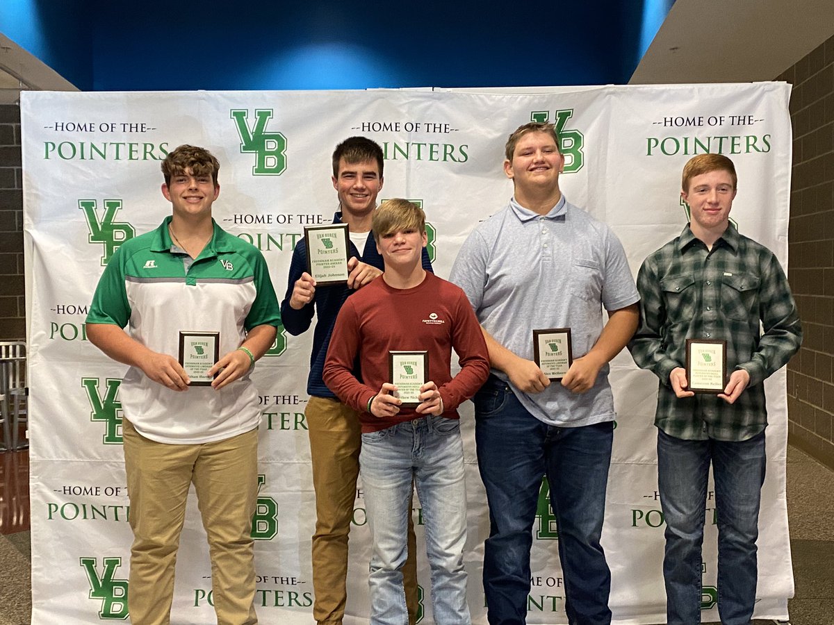 JoyNich88410862's tweet photo. This guy ! Matthew Nichols VB freshman defensive player of the year…he’s a tackling machine 💚…the future of VB football is bright!!!! Excited to see what the next few years will hold for this group!!! Let’s go Dogs!! #Vbpointers #vbfootball https://t.co/jh6PFAO1io