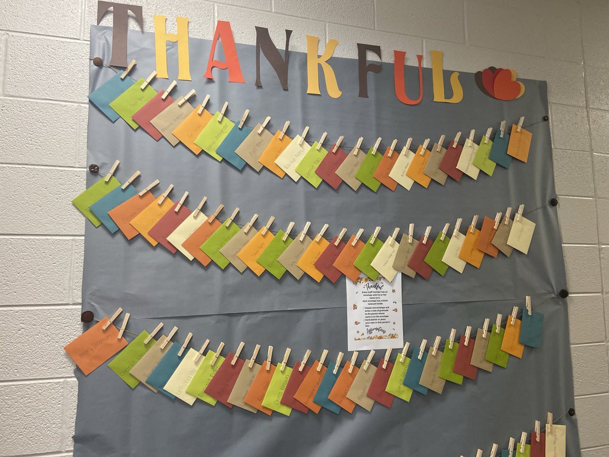 PrincipalProj's tweet photo. 'Tis the season for gratitude. Find some inspiration in the lead-up to winter break in this staff activity via leader @studentofedu. https://t.co/VewTeevvKx
