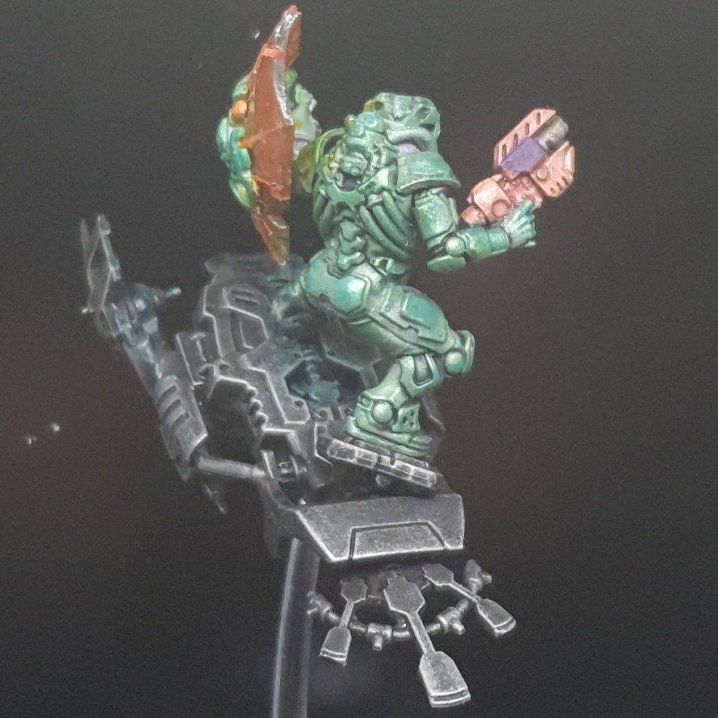 Heed_Paints's tweet photo. I know it's a wholey unoriginal idea but it was screaming to be done, like a voice in my head 👺💚💜

3rd Neotek done

#WarhammerCommunity #Warmongers #necromunda #vansaar #neotek #gravcutter #paintingwarhammer #gamesworkshop #warhammer40k #greengoblin #kitbash #spiderman https://t.co/LN6mtSGFEd