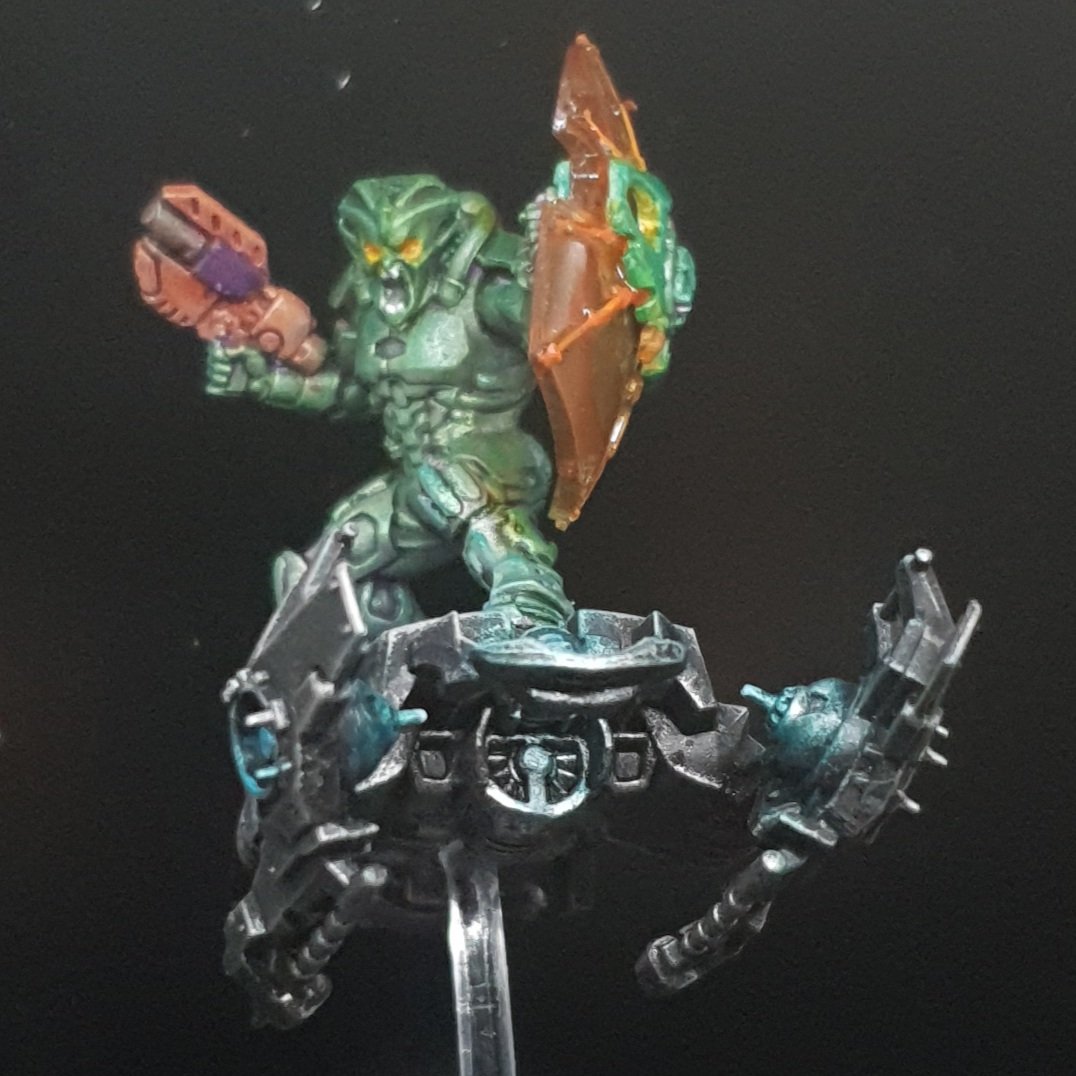 Heed_Paints's tweet photo. I know it's a wholey unoriginal idea but it was screaming to be done, like a voice in my head 👺💚💜

3rd Neotek done

#WarhammerCommunity #Warmongers #necromunda #vansaar #neotek #gravcutter #paintingwarhammer #gamesworkshop #warhammer40k #greengoblin #kitbash #spiderman https://t.co/LN6mtSGFEd