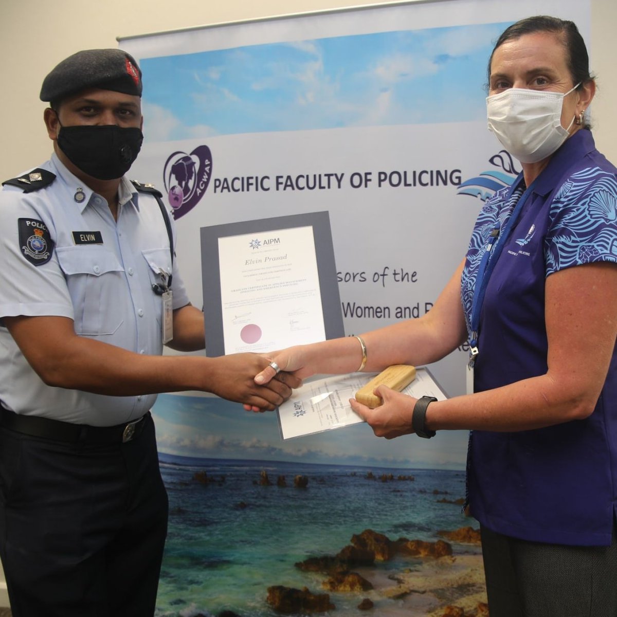 PFP congratulates Inspector Elvin Prasad, Fiji Police Force for attaining a Grad. Cert. through their scholarship program.   Director PFP <a href="/AIPMAmanda/">AIPM Amanda</a> presented IP Prasad with his certificate in Suva, Fiji.  Thankyou FPF-C Brig Gen Qiliho for supporting vital leadership studies.