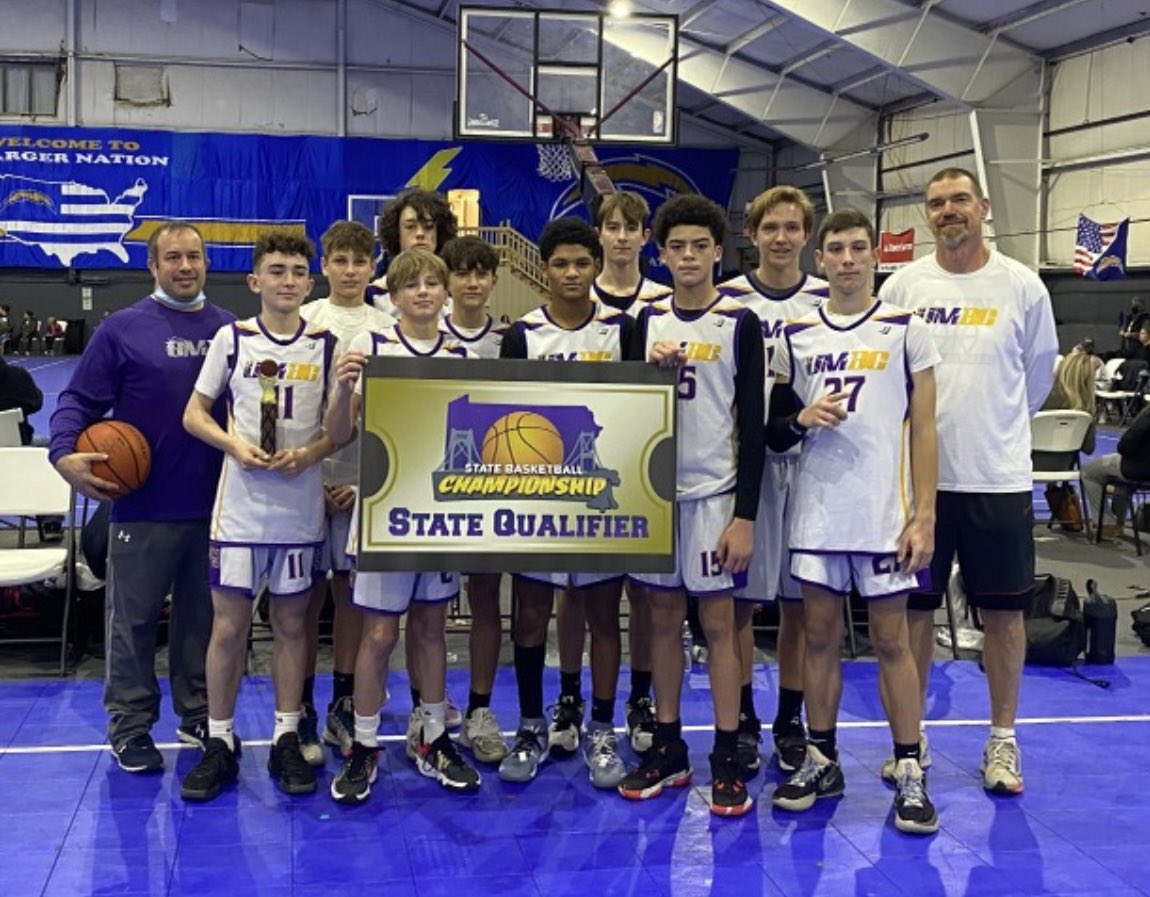 bballCoachHerb's tweet photo. 8th grade punched their ticket to the middle school state championship with a clean sweep 5-0 in the ICBA king of the court tournament @JustinFeil https://t.co/7gf2I8isil