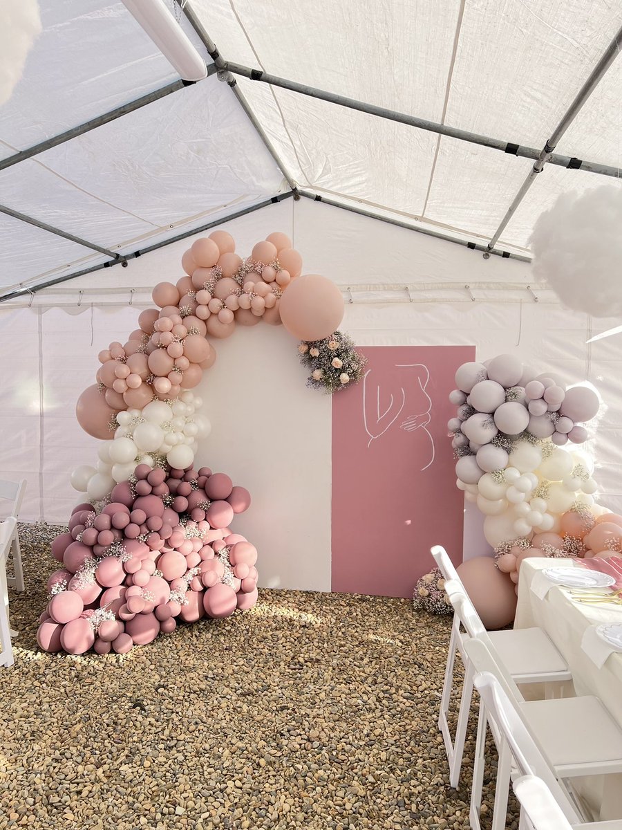 Baby shower vibes ✨ Entire set up by us! Follow us on IG @ MNMLGARDENS