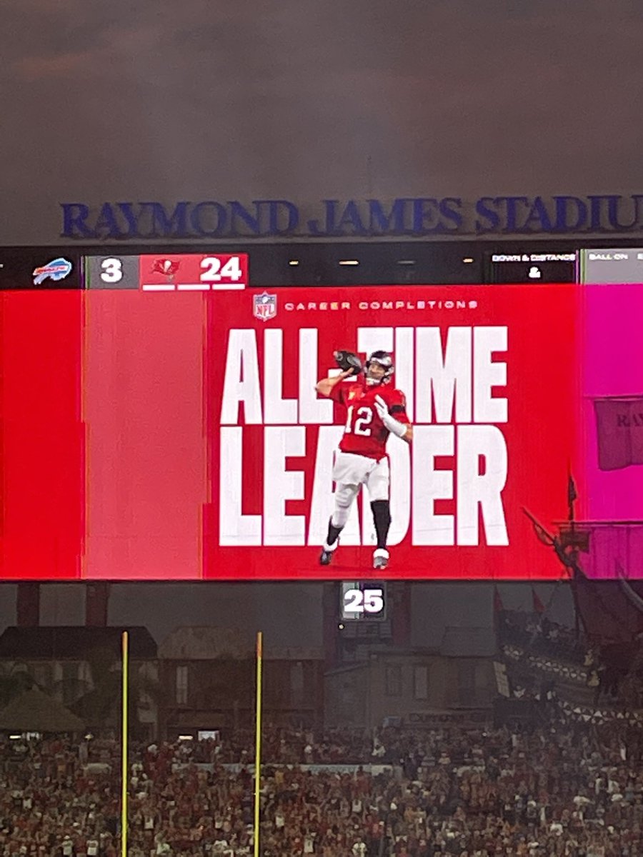 Cory_Hays407's tweet photo. Congratulations to my GOAT @TomBrady #GoBucs #LetsGoBrady #LFG https://t.co/imNV8hB6BZ