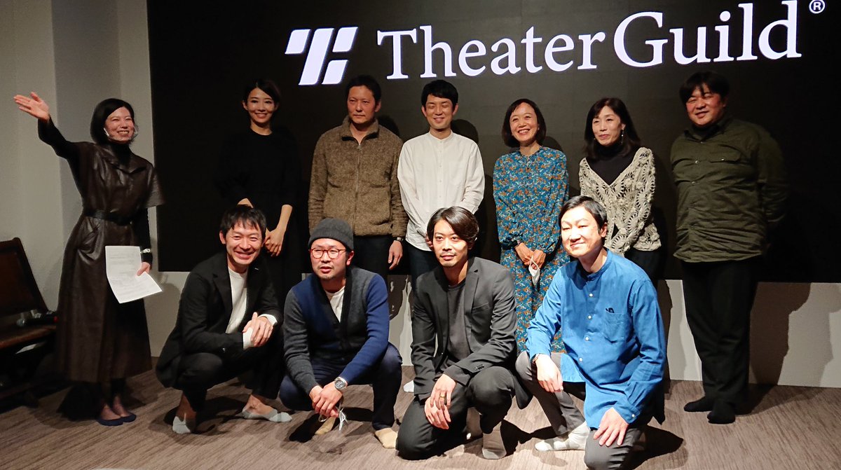 MaacU555's tweet photo. 「SEXしたいの」
女性の声で映画が始まる。
地方から出てくる前に、男性機能を失ったジン(三濃川陽介氏)。
添い寝屋を営む高木(尾関伸次氏)に歌舞伎町で拾われる。
添い寝屋の仕事を通じて心通わせることを学ぶ。
人生のスクラップ&amp;ビルドを体感できる良い映画。
#映画クローゼット
心の奥に扉がある。 https://t.co/CJUqmgBQQI