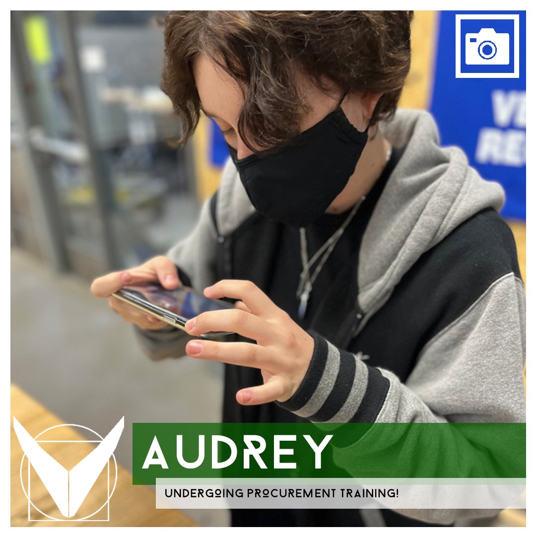 Team4201's tweet photo. Audrey has been working really hard on our social media calendar and is super enthusiastic towards procurement!  We're so grateful to have you on our team! 💚
-------------------------
#FIRSTCalifornia #Team4201 #MoreThanRobots #OMGRobots https://t.co/ijbJ7JD9Cr