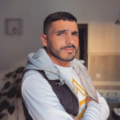 davidhuelva29's tweet photo. #NuevaFotoDePerfil https://t.co/KM0AkVFsbl