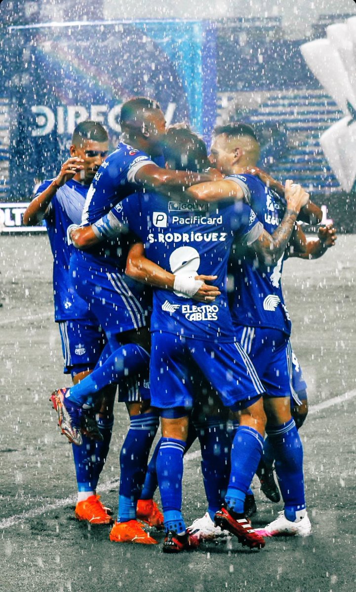 elangelazul's tweet photo. 18:00 Estamos a 1 hora de que la fuerza de toda la hinchada emelecista de un país y un equipo con fútbol y goles busque su nueva estrella.
Compártelo sin perder la fe 
#Emelec #HinchaEmelecista https://t.co/QfsegxG9Mc