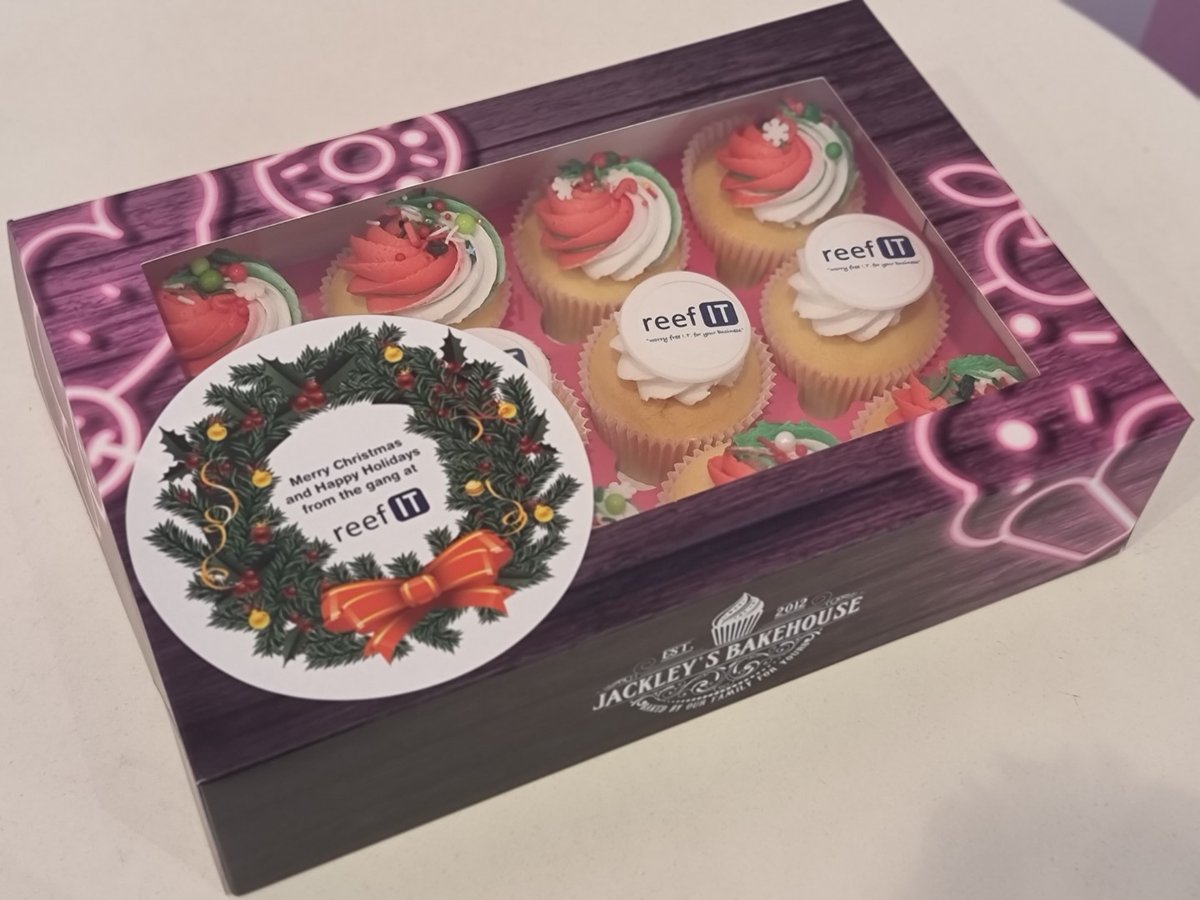 ReefInfoTech's tweet photo. It's that time of the year again, get your XMas Trees out, and stockings up.  Santa is coming to Town 😀 and that also means .......CUPCAKES.😍 

Lots to do before the XMas break, so back to work we go, 🎅🎅🎅

Stay safe and have fun
💪AJ and the Team 💪 https://t.co/q4uCbxPCND