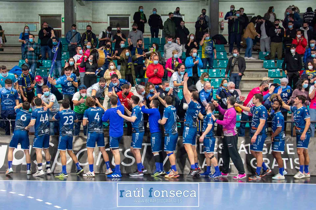 Balonmán Cangas tweet media