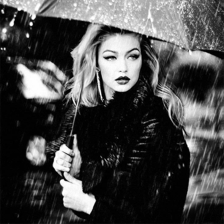 Repleta de caprichos e inquietações; alma desvairada.