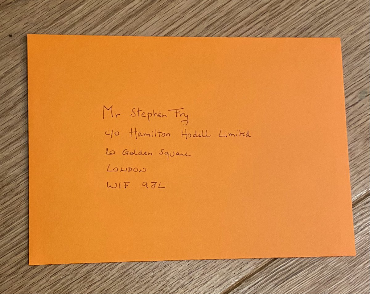 JeNoMfl's tweet photo. A letter in the sea to the wonderful @stephenfry who would be such an AMAZING adjudicator for @Poesiae2022 #Stevenisawesome #poetryrules #speaklanguages Please retweet. 😊 https://t.co/IKEfYV5qm4