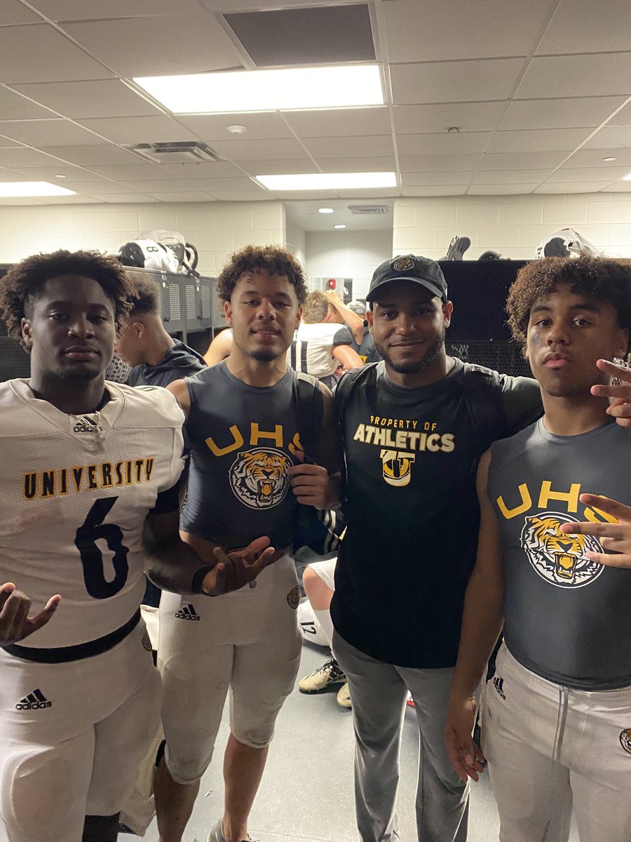 I am so proud of the U-High football team. These boys showed up each and everyday with dedication, hard work and a competitive spirit! I am honored to have been a part of this program, and proud to have sent the seniors off the right way as “Undefeated State Champs.” 13-0 🏈🏆💍