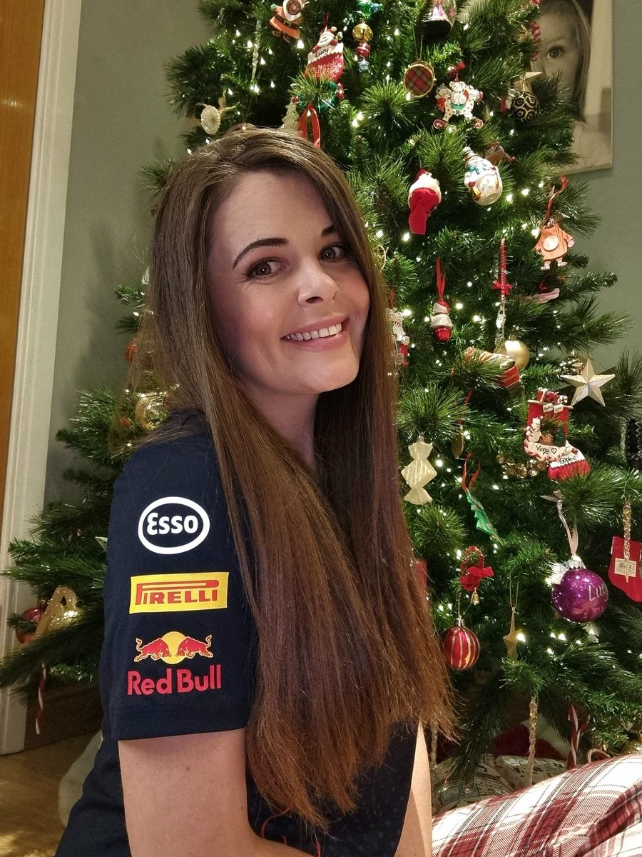 Happy ChristMAX!!! 🏁🏎
<a href="/Max33Verstappen/">Max Verstappen</a>