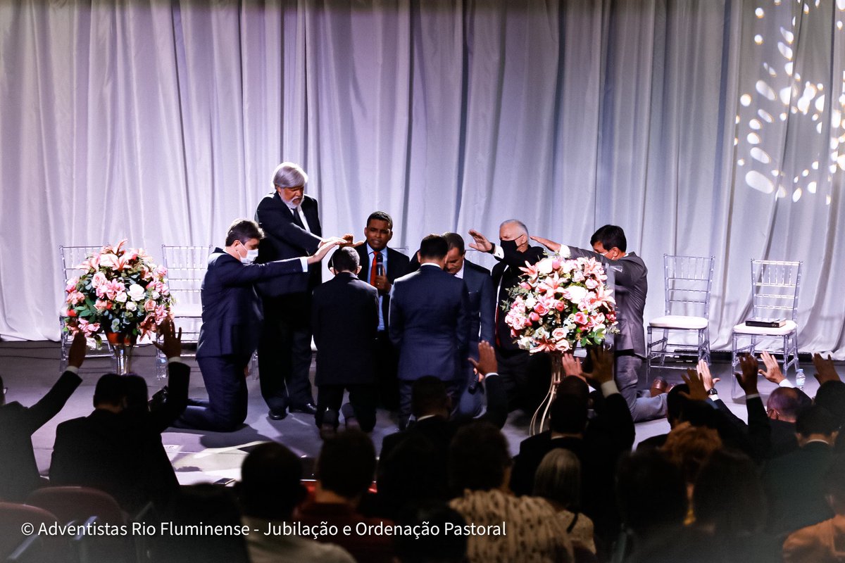 Momento especial de ordenação ministerial dos pastores Josimar Lisboa e Iuri Trindade, que ocorreu na tarde de hoje.