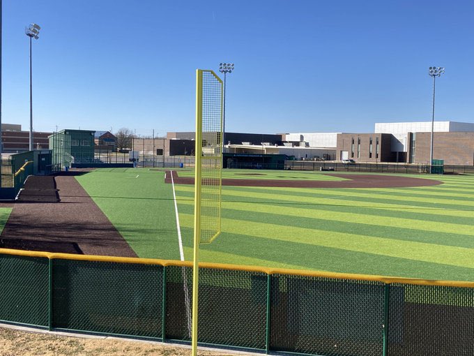 HS Baseball Fields Of America! tweet media