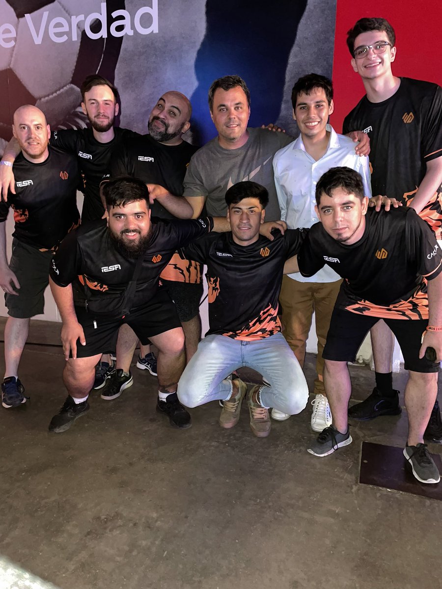 toomyy110's tweet photo. Team AGS 2021

 @Licho_32 @gast0nmega @CERRITO_GK @G4ruFa @GaboBura @ganstaAHH87 @pablitogenovesi @Tukanrastafario @IESAFIFAar https://t.co/awXXtHro2U