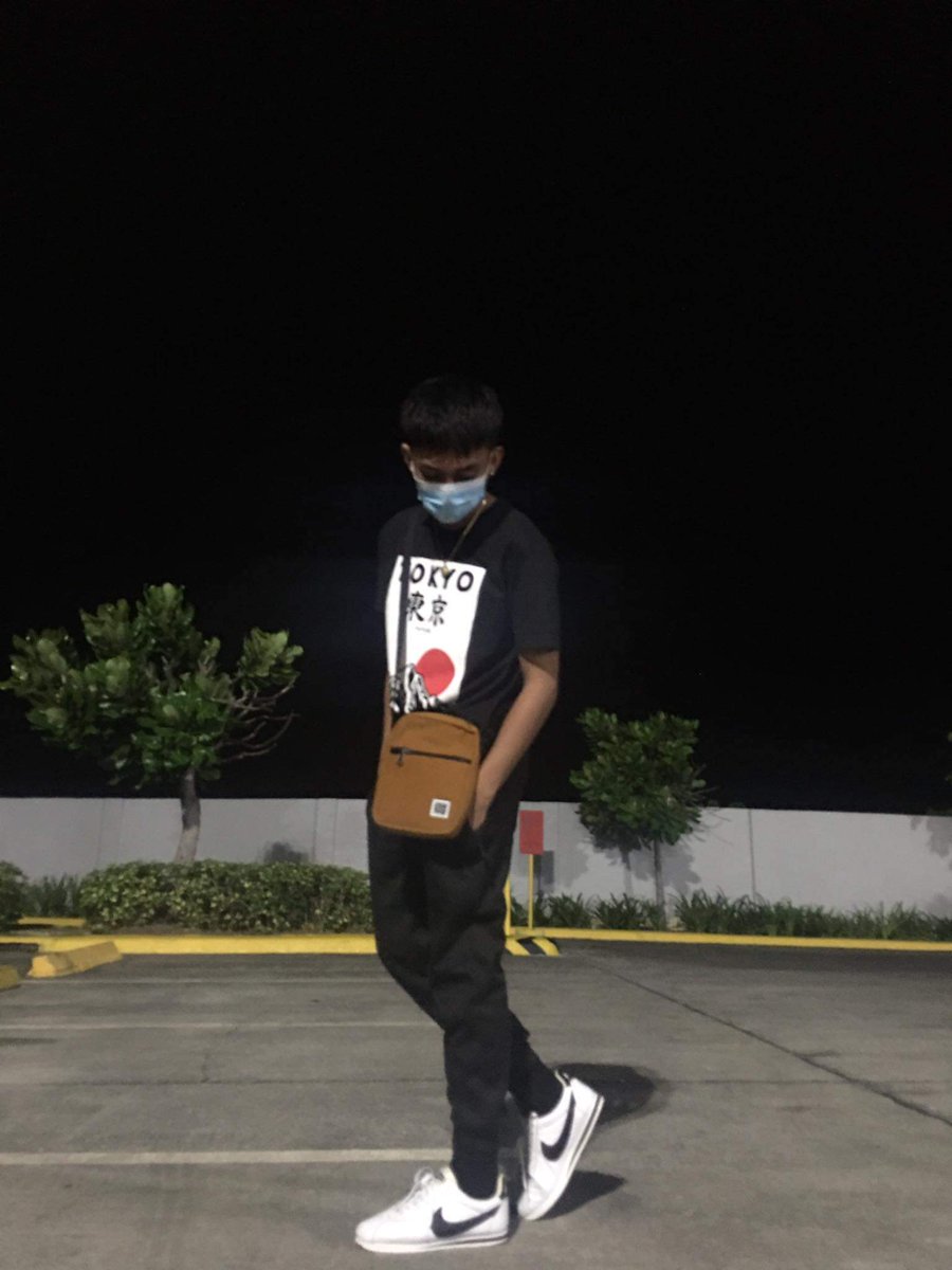 GarlicPapi's tweet photo. £ https://t.co/RCg85sDStJ