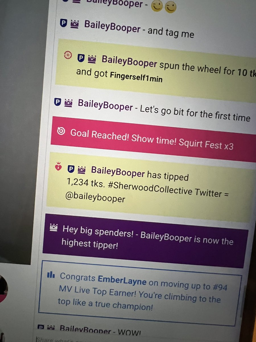 baileybooper's tweet photo. 🤑🤑🤑🤑🤑🤑🤑 @emberlayne666
 💚💚 @ManyVids live shows https://t.co/JtSbKrk7Om